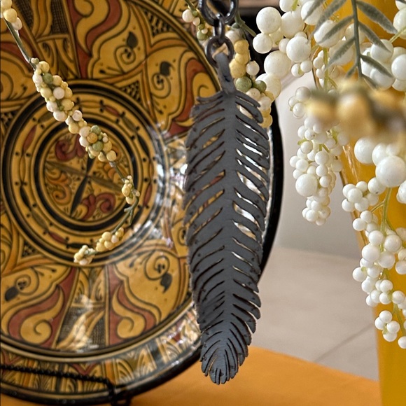 Coach Silver Feather Keychain - Picture 8 of 10